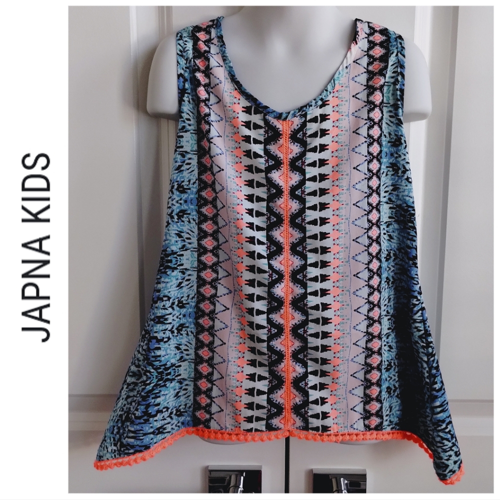 Geometric Swing Tank